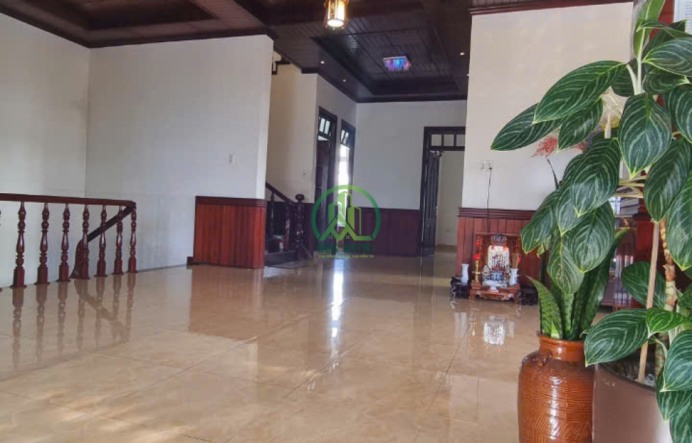 CẦN BÁN VILLA  ĐƯỜNG HOÀNG HOA THÁM, PHƯỜNG 10, ĐÀ LẠT