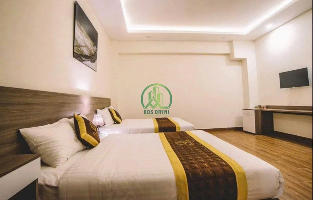 CẦN BÁN GẤP KHÁCH SẠN MẶT TIỀN ĐƯỜNG CHÍNH HÀ HUY TẬP, P3, ĐÀ LẠT