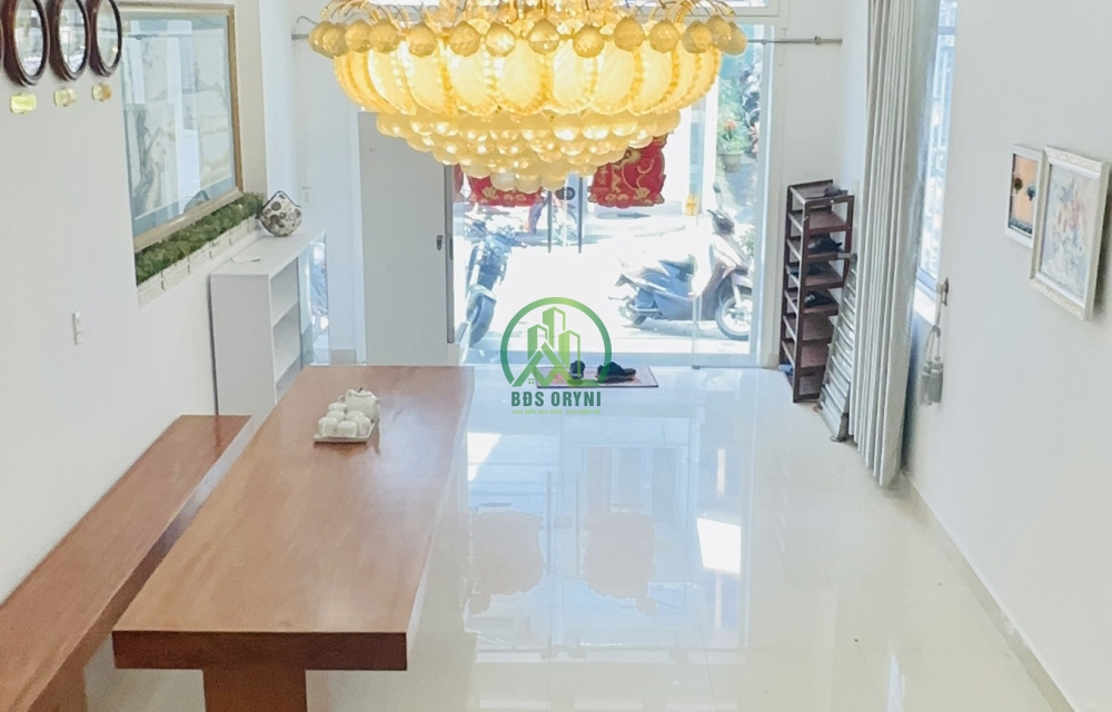 CẦN CHO THUÊ KHÁCH SẠN 2 MẶT TIỀN ĐƯỜNG HAI BÀ TRƯNG - P6 - ĐÀ LẠT