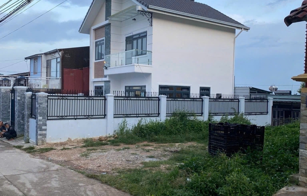 CẦN BÁN ĐẤT 2 MẶT TIỀN ĐƯỜNG MAI ANH ĐÀO - P8 - ĐÀ LẠT