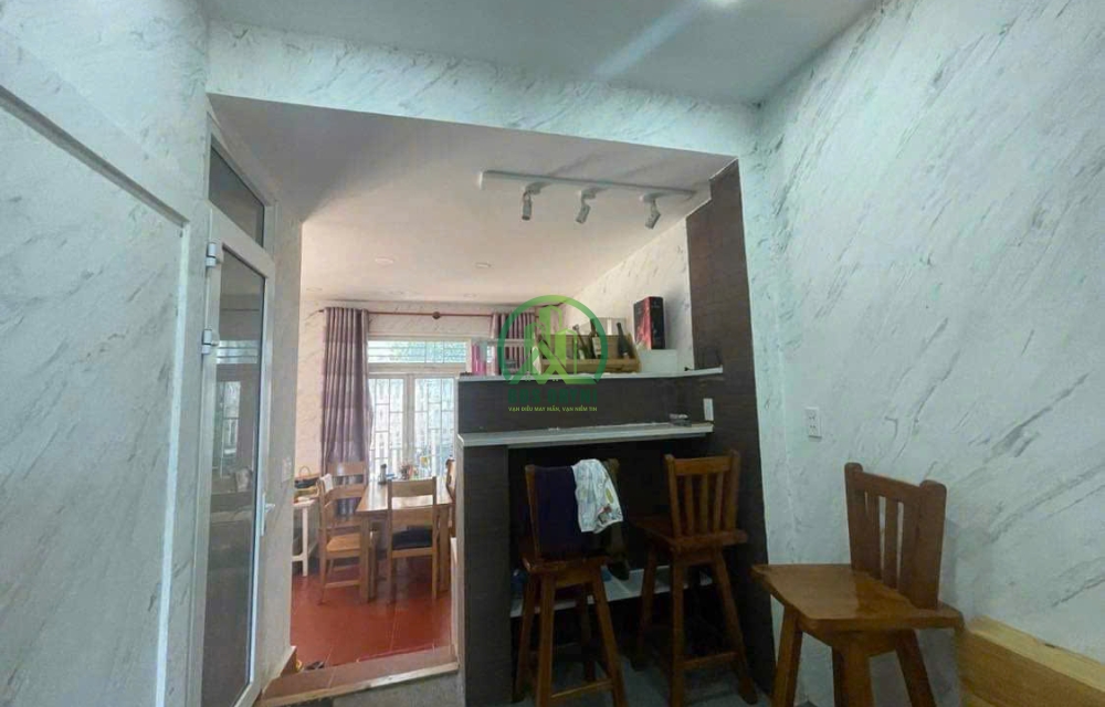 CẦN BÁN NHÀ ĐƯỜNG HUYỀN TRÂN CÔNG CHÚA - P4 - ĐÀ LẠT
