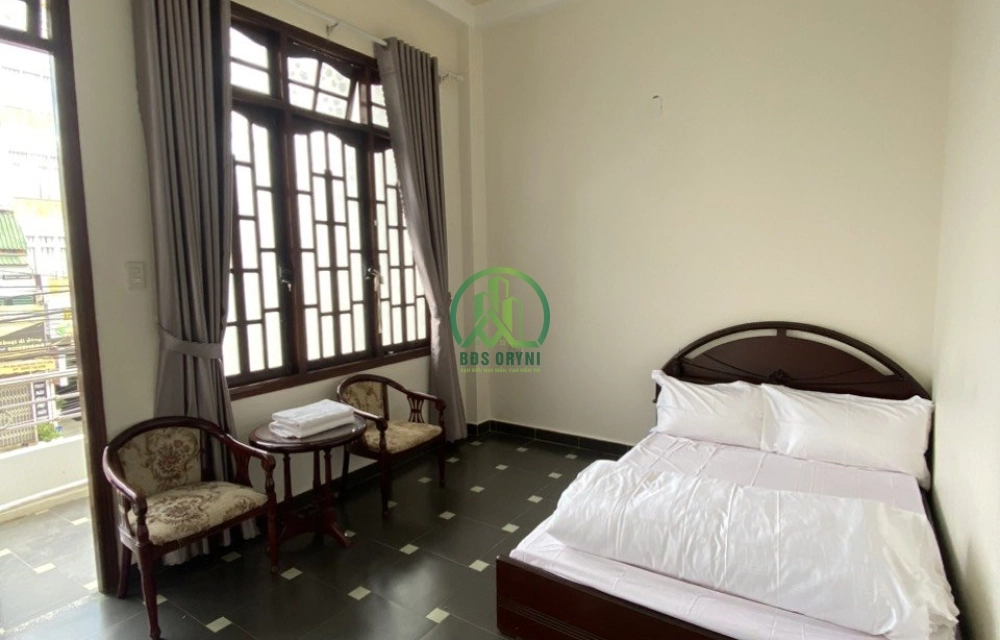 CẦN BÁN KHÁCH SẠN MẶT TIỀN ĐƯỜNG NGUYỄN CÔNG TRỨ- P8- ĐÀ LẠT