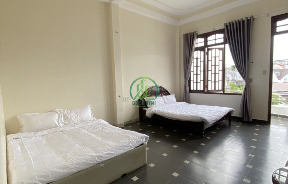 CẦN BÁN KHÁCH SẠN MẶT TIỀN ĐƯỜNG NGUYỄN CÔNG TRỨ- P8- ĐÀ LẠT