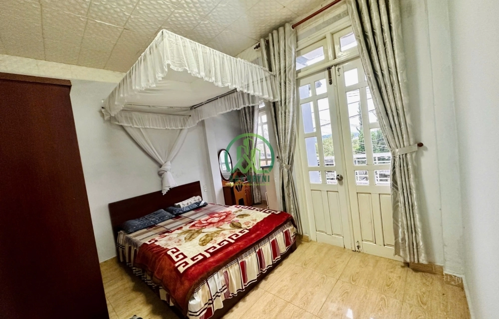 GẤP GẤP CẦN BÁN NHÀ ĐƯỜNG HUYỀN TRÂN CÔNG CHÚA - P4 - ĐÀ LẠT
