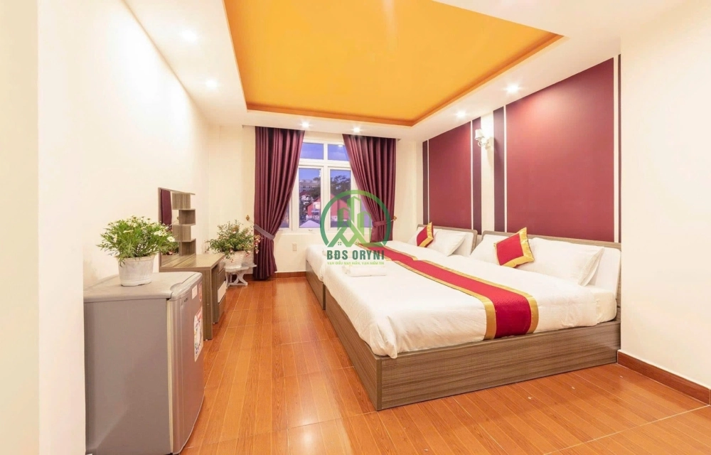 HẠ GÍA BÁN GẤP KHÁCH SẠN ĐƯỜNG KQH HOÀNG VĂN THỤ - P4 - TP ĐÀ LẠT 