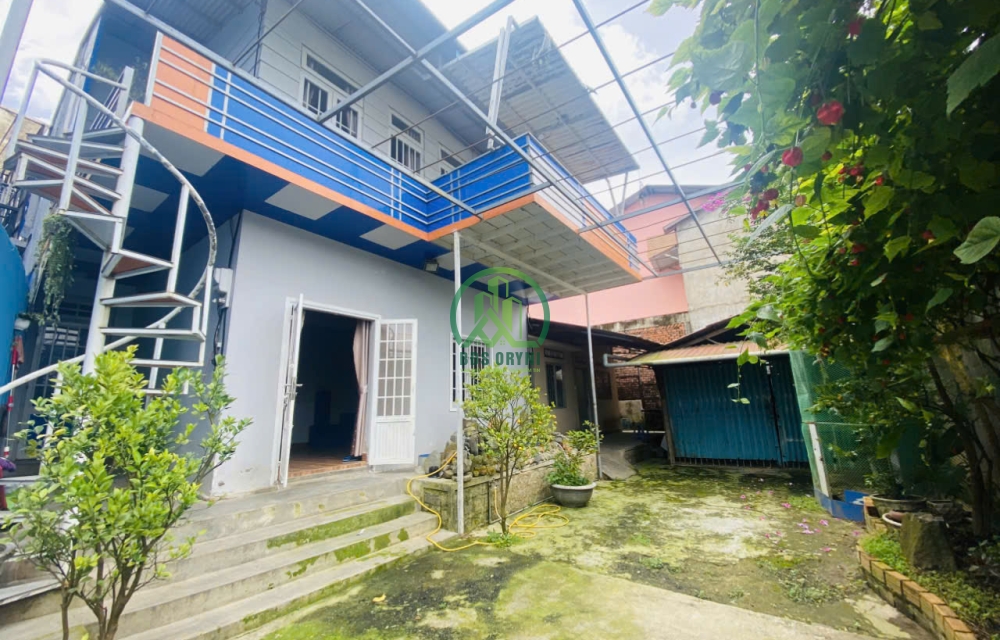 CẦN BÁN ĐẤT TẶNG NHÀ  MẶT HẺM ĐƯỜNG NGÔ QUYỀN - P6 - ĐÀ LẠT