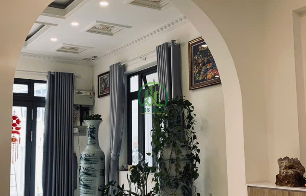 CẦN BÁN NHÀ 2 MẶT TIỀN ĐƯỜNG NGÔ QUYỀN - P6 - ĐÀ LẠT