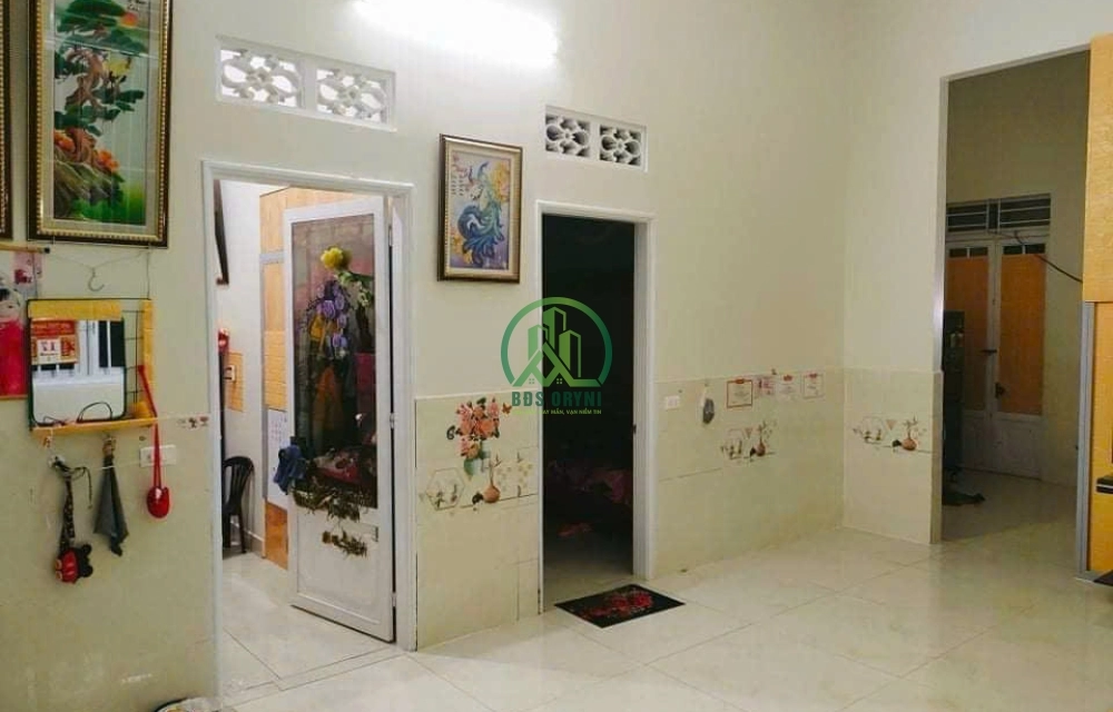 CẦN TIỀN BÁN GẤP NHÀ ĐẸP 2 MẶT TIỀN TẠI THỊ TRẤN NAM BAN - LÂM HÀ - ĐÀ LẠT