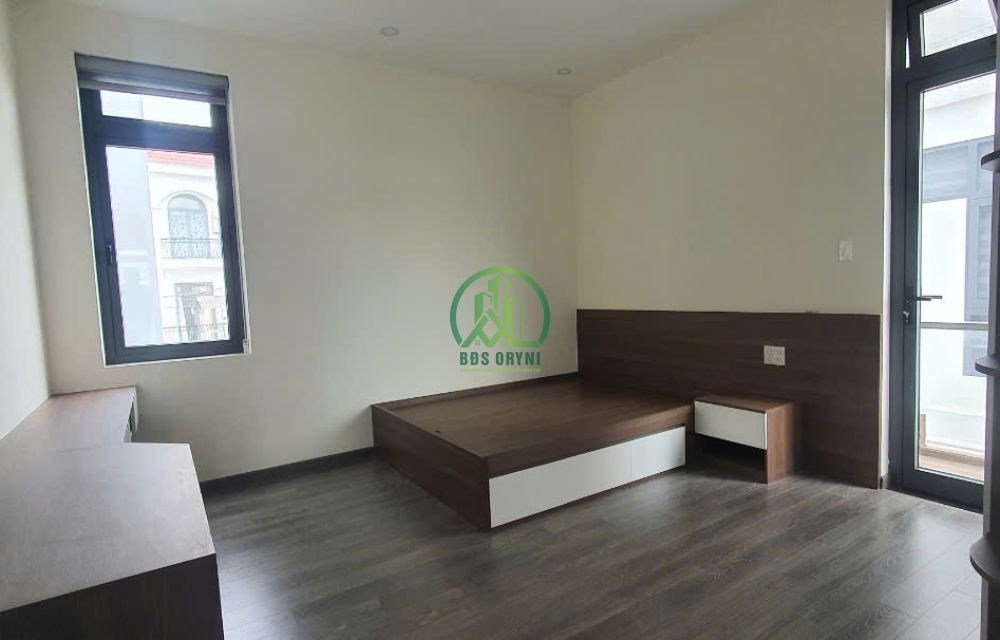 CẦN BÁN NHÀ ĐƯỜNG NGUYỄN HỮU CẦU - P12 - ĐÀ LẠT