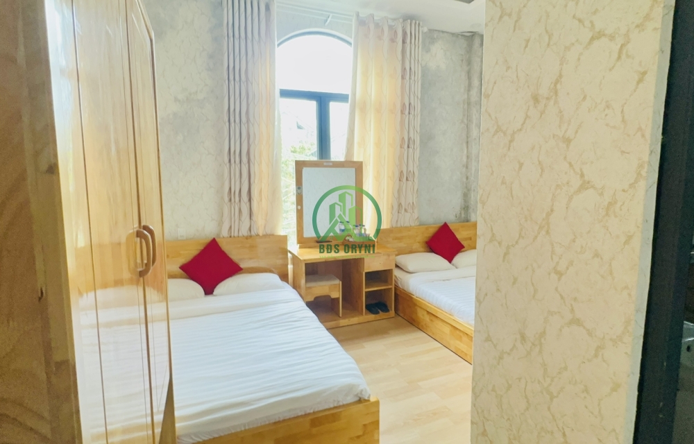 CẦN BÁN KHÁCH SẠN THI SÁCH - P6 ĐÀ LẠT.