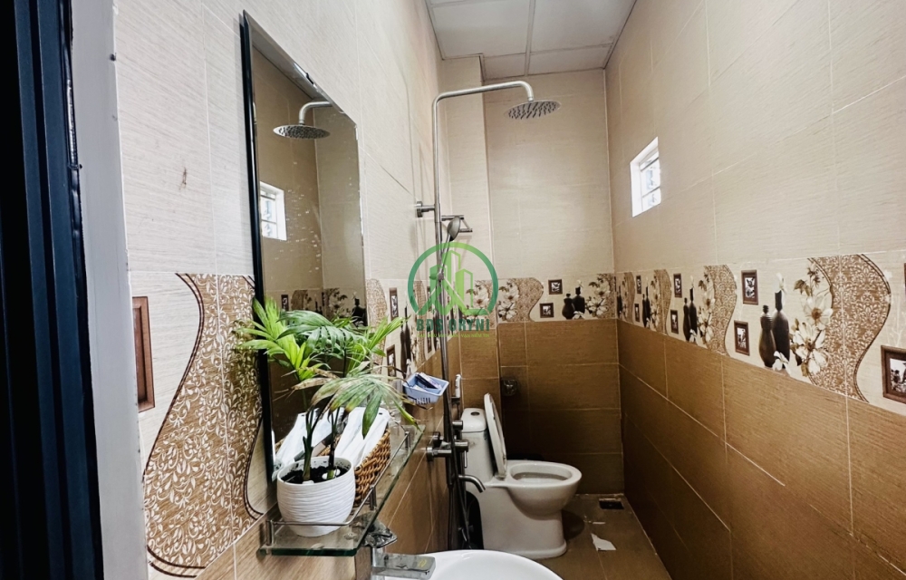 CẦN BÁN KHÁCH SẠN THI SÁCH - P6 ĐÀ LẠT.