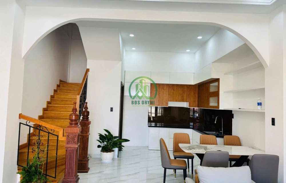 CẦN BÁN NHÀ MỚI ĐƯỜNG MAI HẮC ĐẾ - PHƯỜNG 6- ĐÀ LẠT