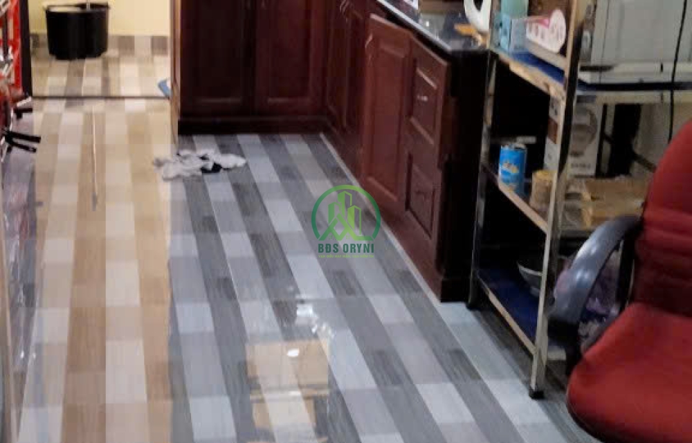 BÁN NHÀ CÓ SÂN ĐẬU Ô TÔ ĐƯỜNG LỮ GIA - P9 - ĐÀ LẠT