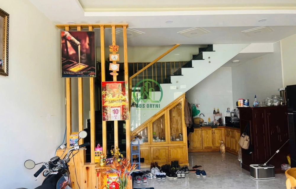 HẠ GIÁ CẦN BÁN GẤP NHÀ ĐƯỜNG 3/4 - P3 - ĐÀ LẠT