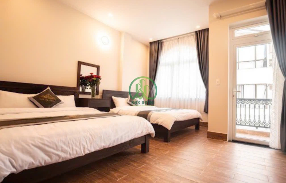 HOT HOT KHÁCH SẠN MỚI MẶT TIỀN ĐƯỜNG NGUYỄN THỊ NGHĨA- P2-ĐÀ LẠT FULL NỘI THẤT 