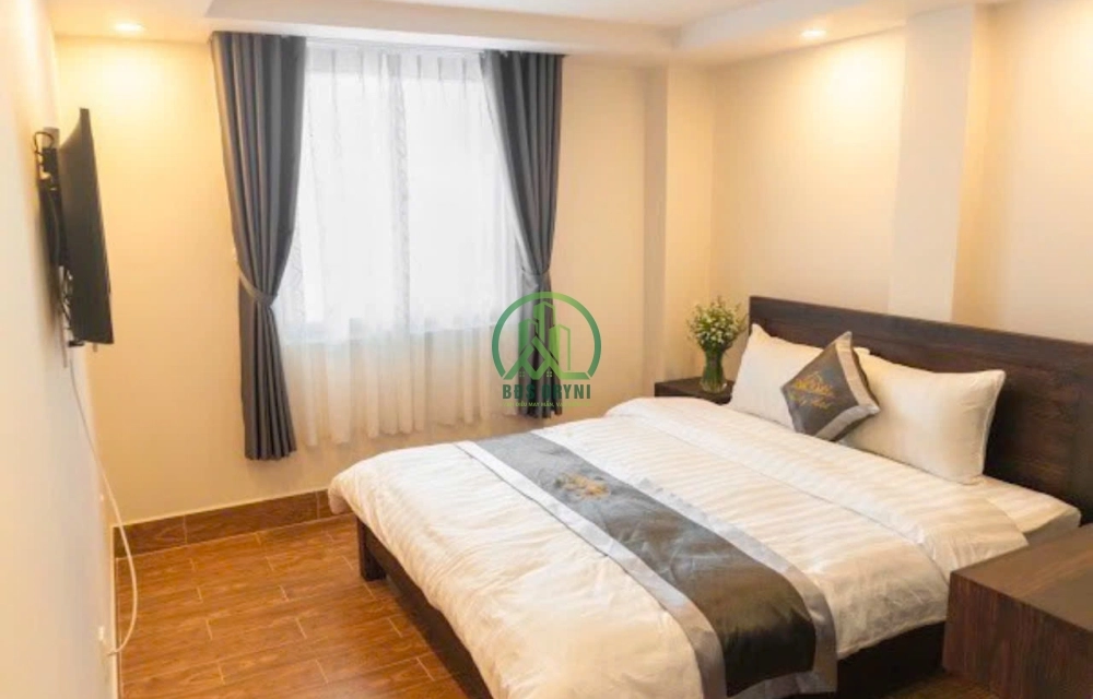 HOT HOT KHÁCH SẠN MỚI MẶT TIỀN ĐƯỜNG NGUYỄN THỊ NGHĨA- P2-ĐÀ LẠT FULL NỘI THẤT 
