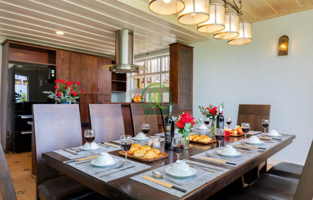 BÁN HOẶC CHO THUÊ BIỆT THỰ KIẾN TRÚC PHÁP VIEW RỪNG THÔNG ĐƯỜNG KHE SANH - P10 - ĐÀ LẠT