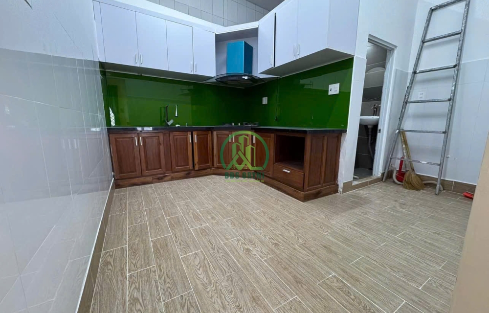 CẦN BÁN NHÀ 1 TRỆT , 1 LẦU HAI MẶT TIỀN ĐƯỜNG KIM ĐỒNG -CHỈ 2 TỶ 250  PHƯỜNG 6 - ĐÀ LẠT     