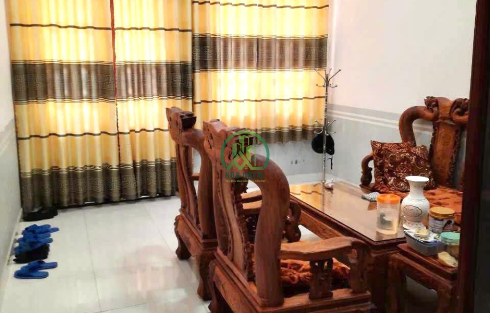BÁN NHÀ CÓ SÂN ĐẬU Ô TÔ ĐƯỜNG LỮ GIA- P9- ĐÀ LẠT