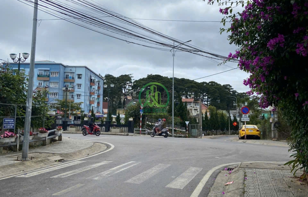 CẦN CHO THUÊ CĂN HỘ ĐƯỜNG HOÀNG DIỆU - P5 - ĐÀ LẠT