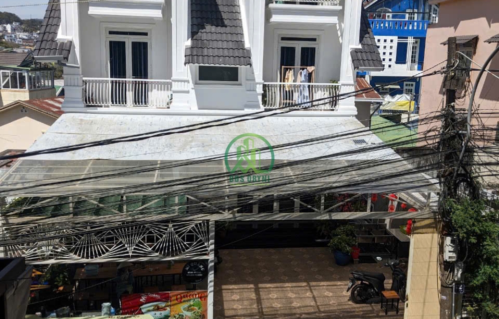Cần Bán BIệt Thự Song Lập Ngay Trung Tâm Phố Mặt Tiền Hà Huy Tập - Thu Nhập 80tr/Tháng - Ra Hồ 5 Phút.