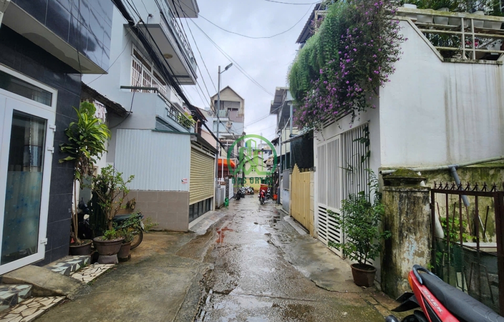 CẦN BÁN LÔ ĐẤT HẺM Ô TÔ  ĐƯỜNG HAI BÀ TRƯNG- P6- ĐÀ LẠT