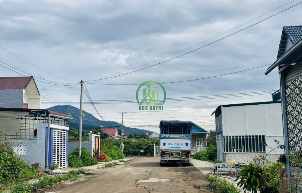 CẦN BÁN ĐẤT XÃ LIÊN HIỆP - ĐỨC TRỌNG CÁCH SÂN BAY CHỈ 2KM