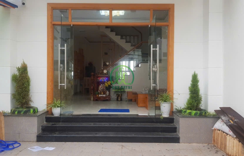 BÁN NHÀ MỚI ĐƯỜNG MAI HẮC ĐẾ - P6 - ĐÀ LẠT
