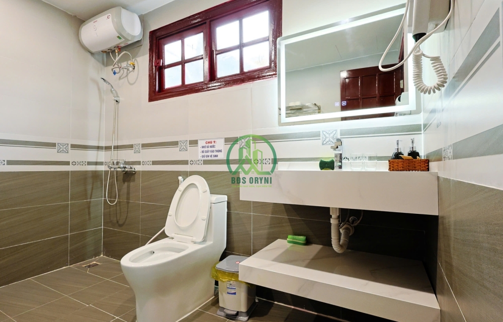 CẦN BÁN BIỆT THỰ XIN SÒ ĐƯỜNG 3 THÁNG 4 - P3 - ĐÀ LẠT