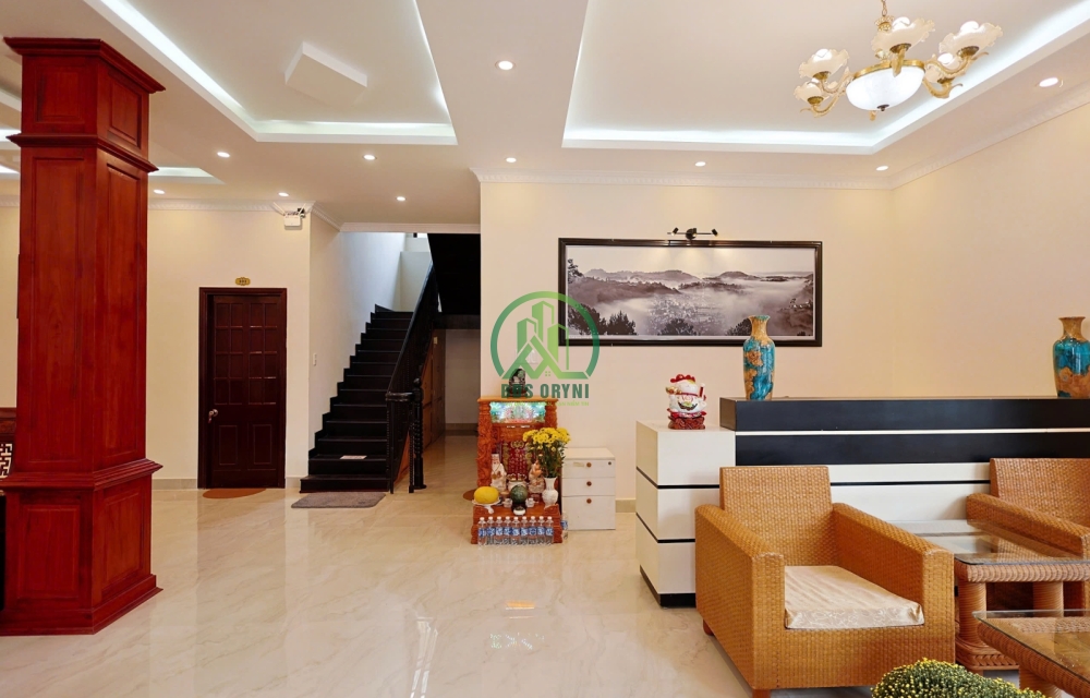 CẦN BÁN BIỆT THỰ XIN SÒ ĐƯỜNG 3 THÁNG 4 - P3 - ĐÀ LẠT