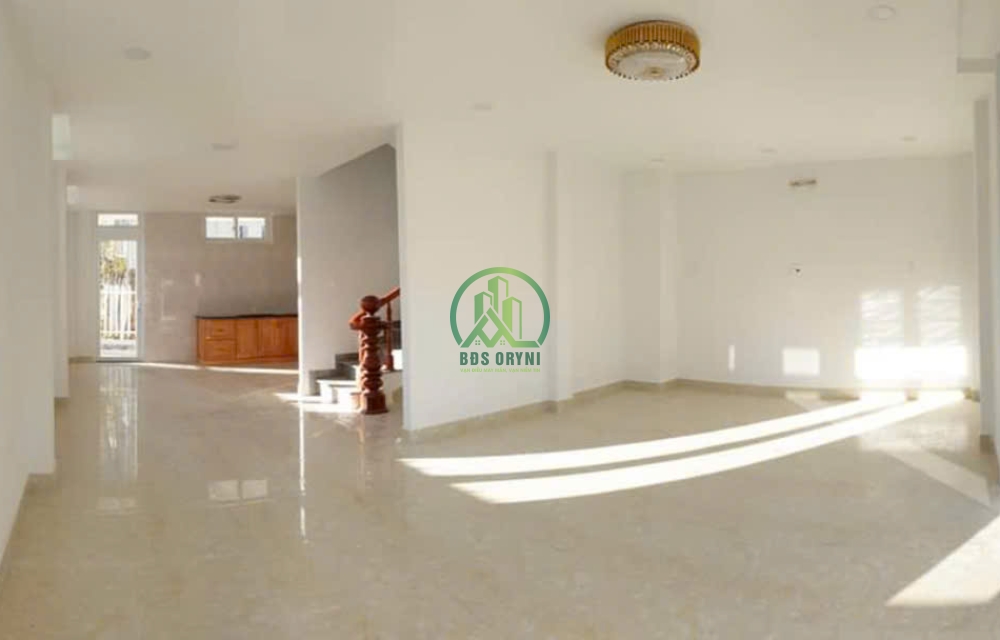  CẦN CHO THUÊ NHÀ 2 MẶT HẺM Ô TÔ LỮ GIA - P9 - ĐÀ LẠT