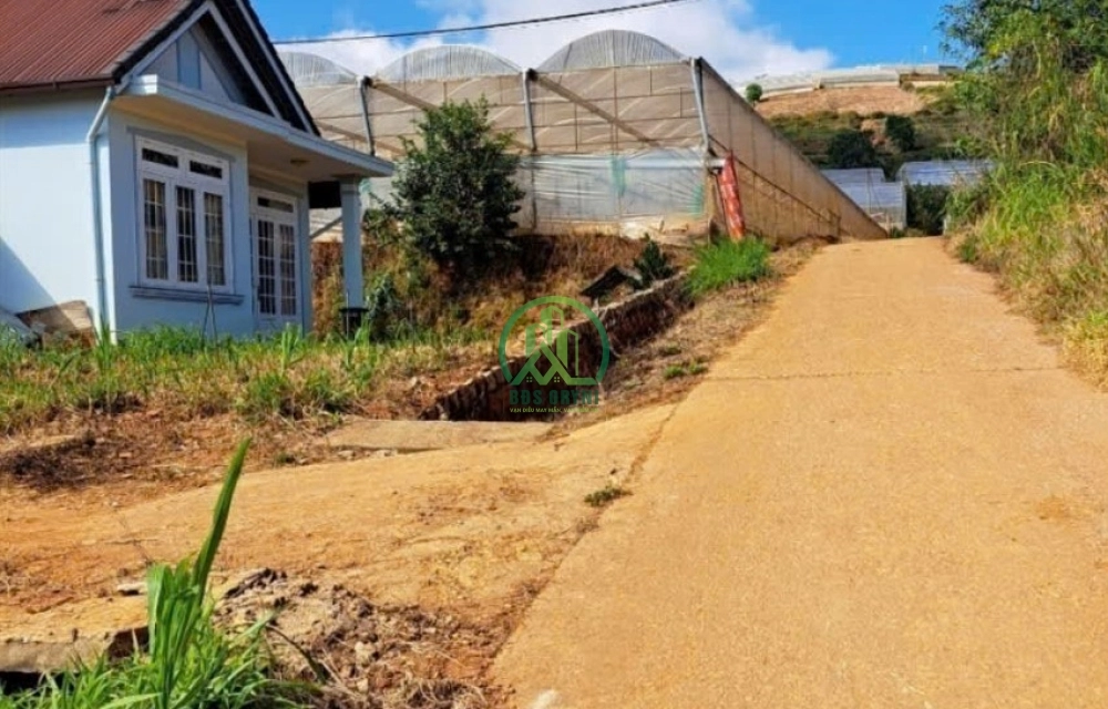 BÁN LÔ ĐẤT XUÂN THỌ 500M2 SẴN 250M2 THỔ CƯ - ĐÀ LẠT.