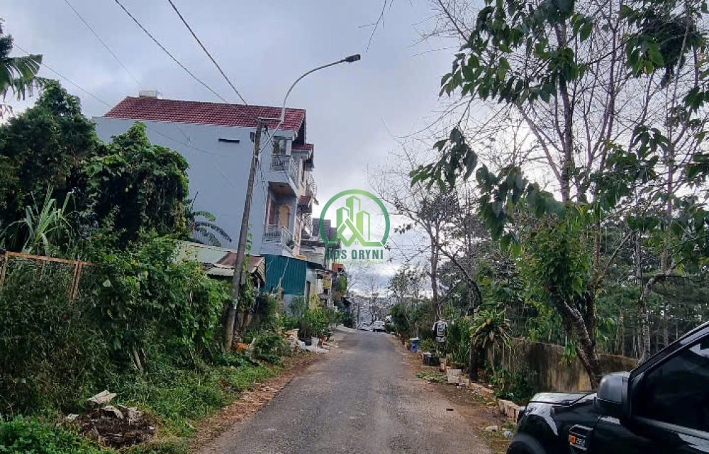    CẦN BÁN  LÔ ĐẤT ĐẸP, BẰNG PHẲNG TẠI KQH XN 92 MÊ LINH P9- TP. ĐÀ LẠT