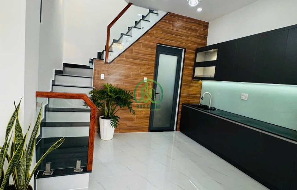 CẦN BÁN GẤP NHÀ NGAY TRUNG TÂM ĐƯỜNG CAO THẮNG - P7 - ĐÀ LẠT