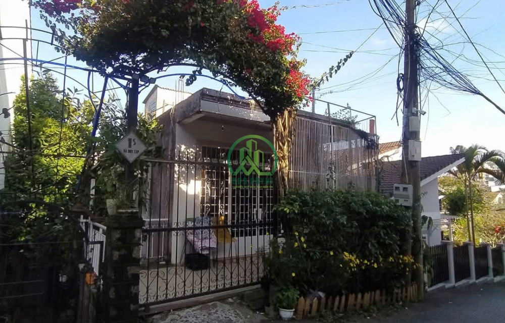 https://batdongsanoryni.com/