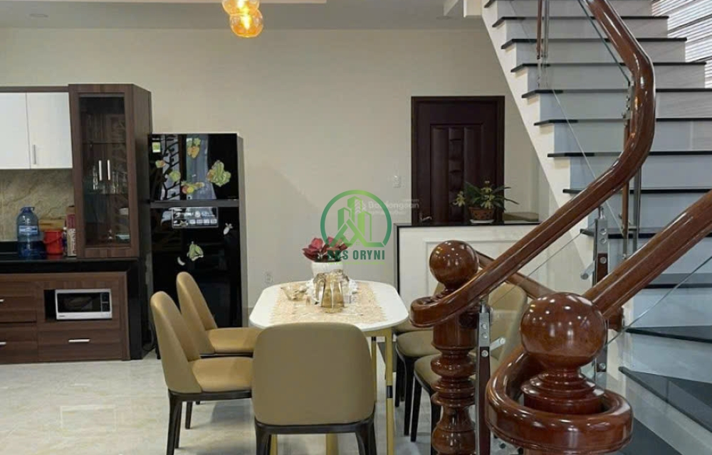 BÁN VILLA 258M2 ĐƯỜNG MÊ LINH - P9 - ĐÀ LẠT
