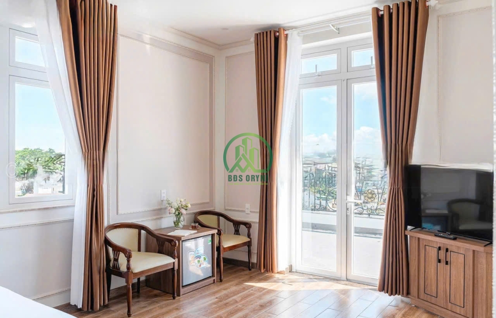 BÁN GẤP KHÁCH SẠN ĐƯỜNG HOÀNG VĂN THỤ - P4 - ĐÀ LẠT