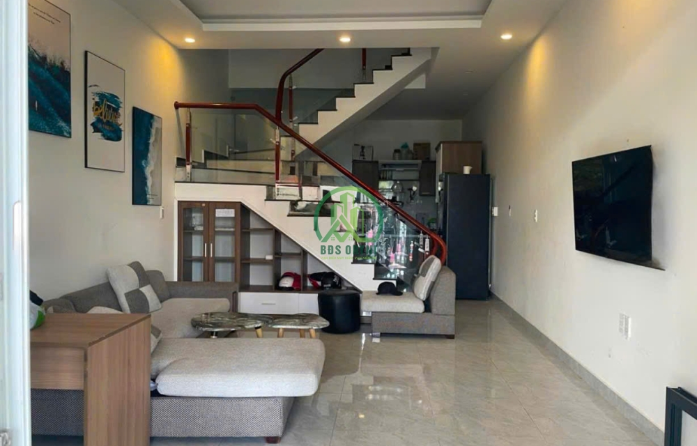 CẦN BÁN NHÀ MỚI ĐẸP ĐƯỜNG TRẦN THÁI TÔNG - P10 - ĐÀ LẠT