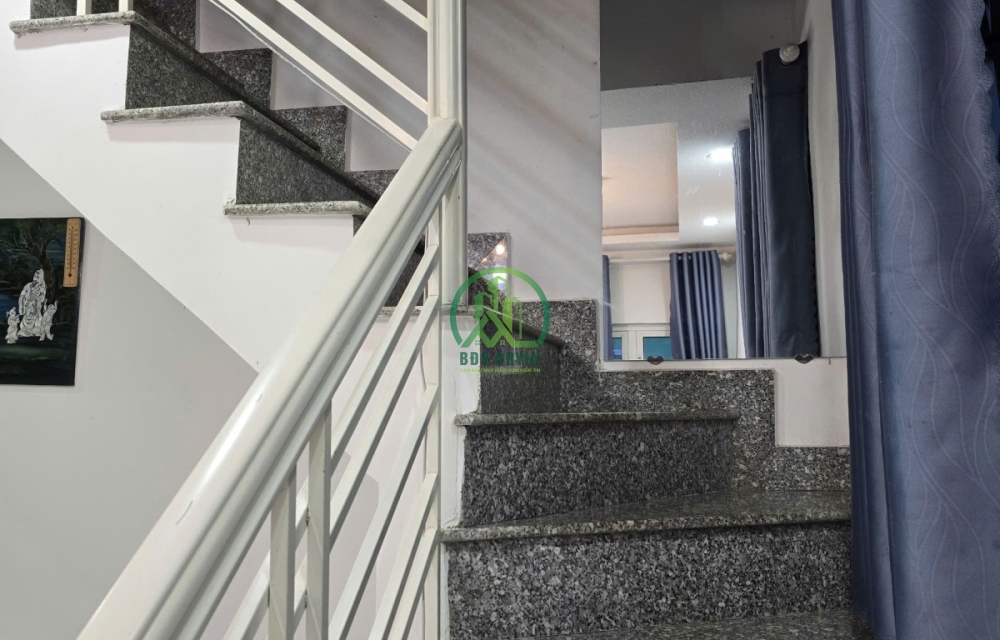 BÁN NHÀ MẠC ĐĨNH CHI PHƯỜNG 4 TP ĐÀ LẠT.