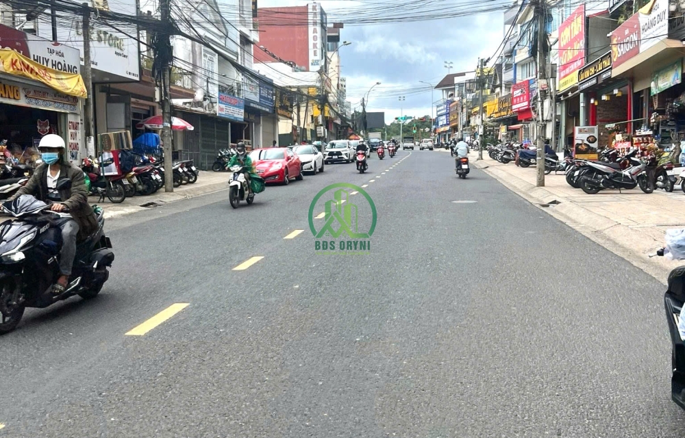 CẦN BÁN ĐẤT 2 MẶT TIỀN ĐƯỜNG NGUYỄN CÔNG TRỨ - P8 - ĐÀ LẠT