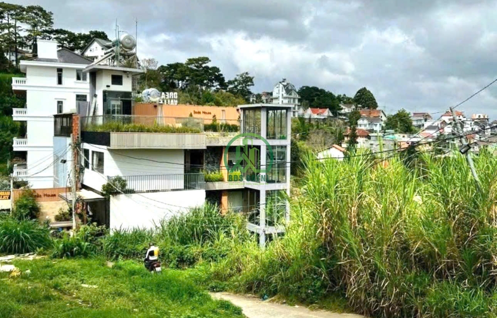CẦN BÁN ĐẤT BIỆT THỰ ĐƯỜNG NAM HỒ - P11 - ĐÀ LẠT