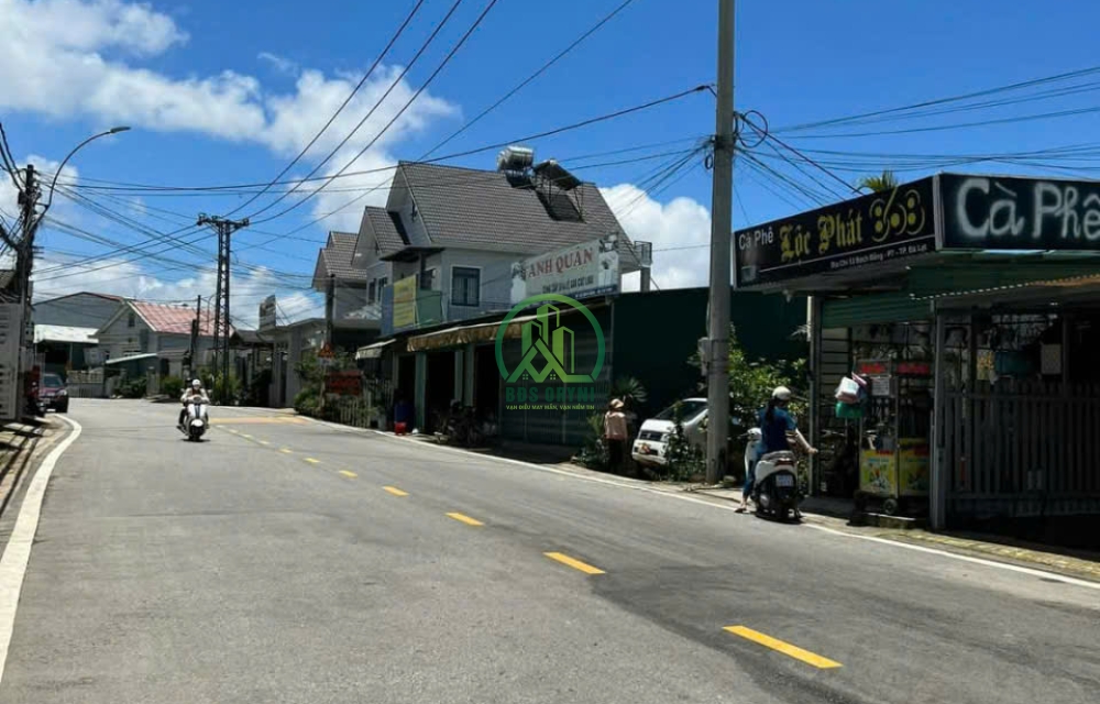 CẦN CHO THUÊ NHÀ NGUYÊN CĂN 2 MẶT TIỀN ĐƯỜNG BẠCH ĐẰNG, PHƯỜNG 7, TP. ĐÀ LẠT