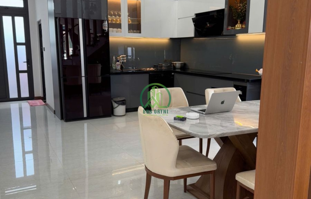 CẦN BÁN GẤP NHÀ HẺM ĐƯỜNG CAO THẮNG - P7 - ĐÀ LẠT