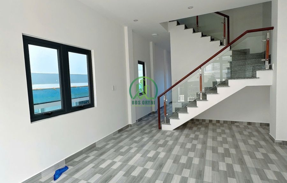 BÁN NHÀ MỚI XÂY DỰNG 67M2 NAM HỒ - P10 - ĐÀ LẠT.