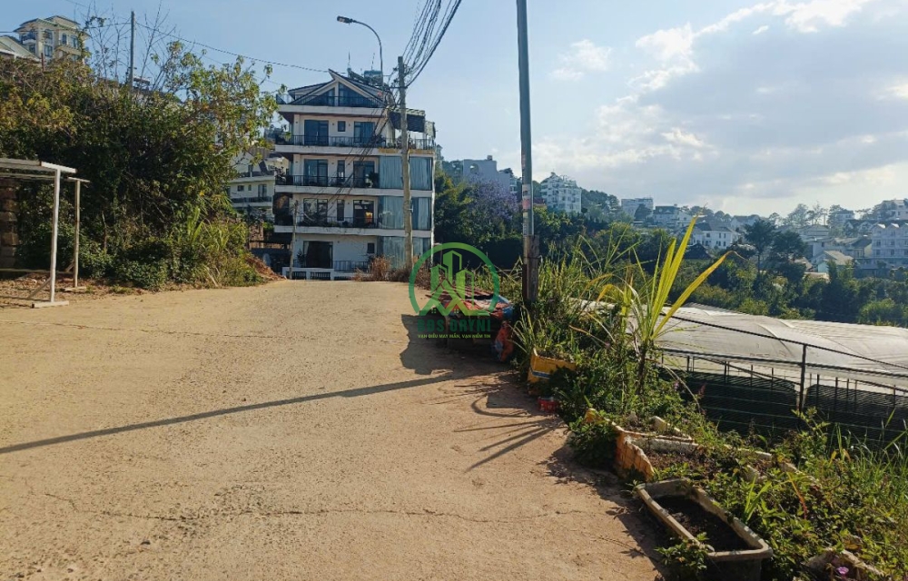 CẦN BÁN ĐẤT ĐƯỜNG TRỊNH HOÀI ĐỨC - PHƯỜNG 11 - ĐÀ LẠT