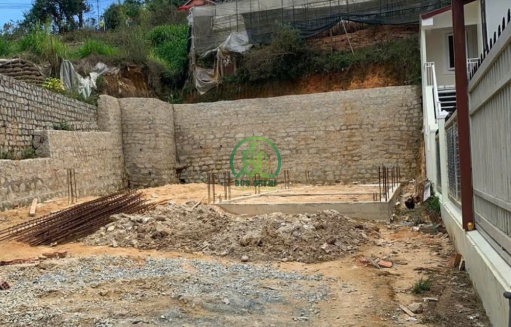   HẠ GIÁ CẦN BÁN GẤP LÔ ĐẤT ĐƯỜNG HẺM NAM HỒ- P11- ĐÀ LẠT 