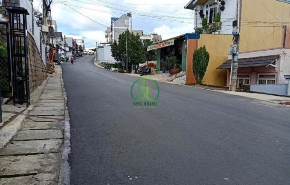 CẦN BÁN NHÀ Ở NGHỈ DƯỠNG CAO CẤP MẶT TIỀN ĐƯỜNG CAO THẮNG - P7 - ĐÀ LẠT