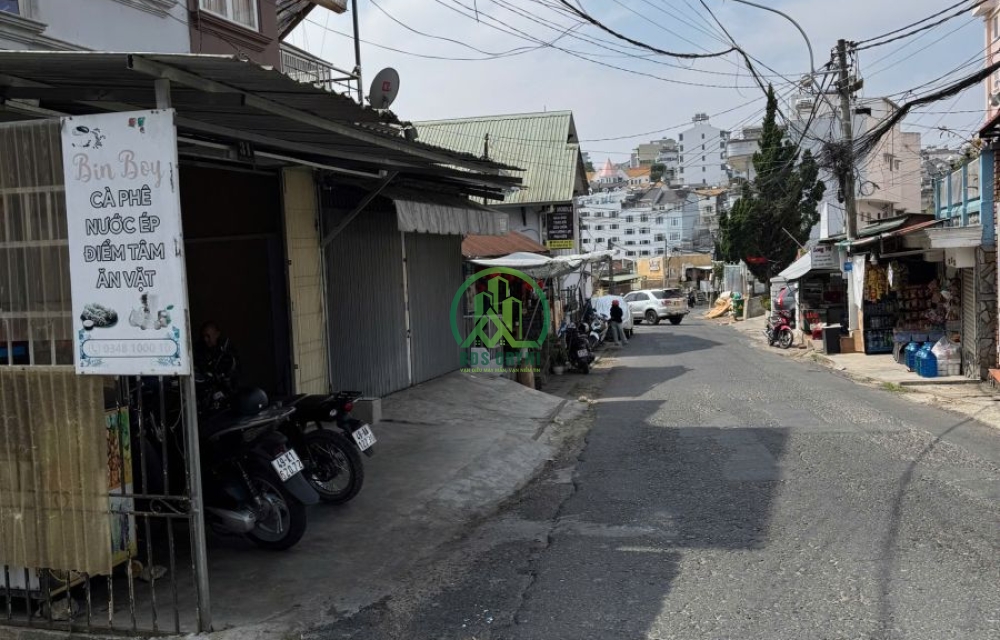 CẦN BÁN 2 CĂN NHÀ ĐẸP FULL GỖ ĐƯỜNG ĐÀO DUY TỪ - P4 - ĐÀ LẠT