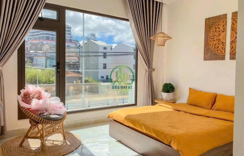 CẦN BÁN KHÁCH SẠN ĐẸP 2 MẶT TIỀN TẠI KQH PHẠM HỒNG THÁI - P10 - ĐÀ LẠT