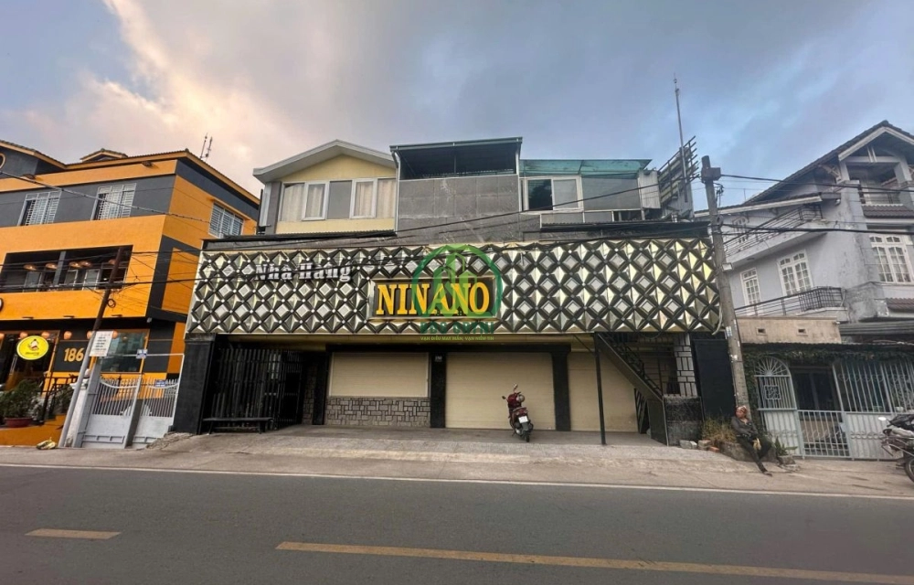 CẦN BÁN NHÀ MẶT TIỀN ĐƯỜNG PHẠM NGỌC THẠCH - P6 - ĐÀ LẠT
